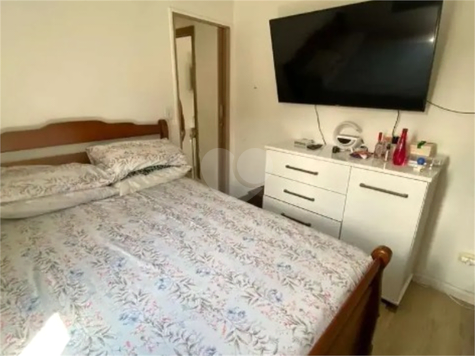 Condomínio Edifício Adriana e Beatriz