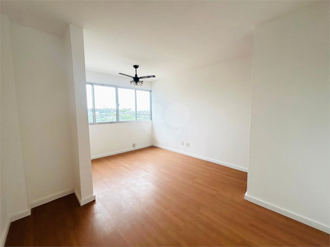 Edifício Salvador De Sá