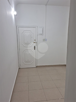 Edificio Centro Comercial Copacabana 