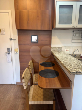 Monumental Flat & Convention