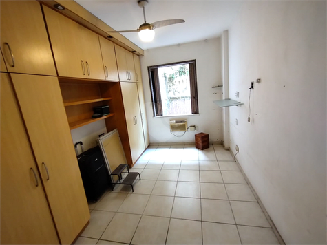 Nossa Senhora De Copacabana