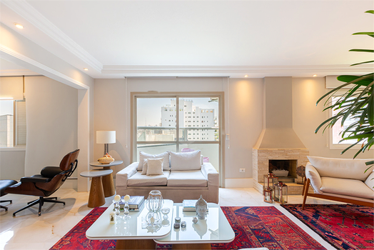 Edifício Piazza Del Sole