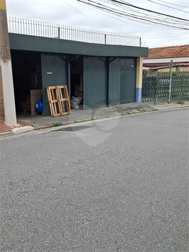 Frente principal terreno - Rua Isanga