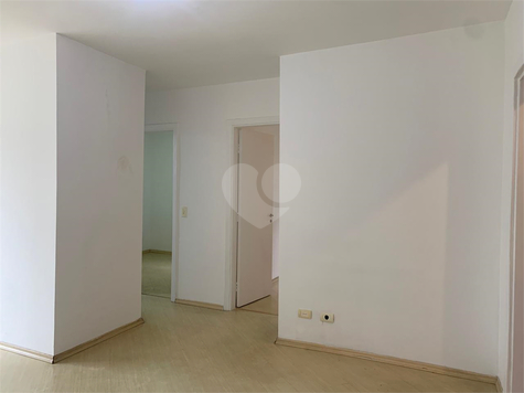 Condomínio Edifício Palazzo Del Aquila