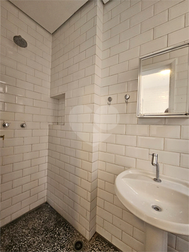 ALICE SAMPAIO FIGUEIREDO