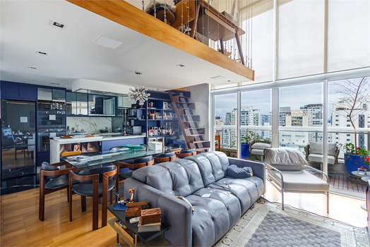 Upscale