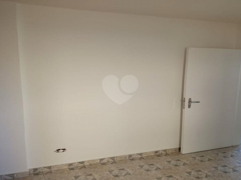 CONDOMÍNIO EDIFÍCIO ADRIANA