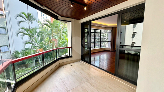 Condomínio Maple Leaf Park