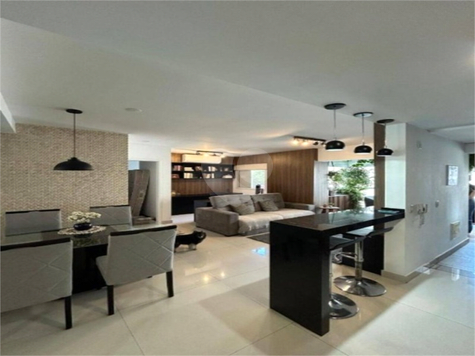 In Jardim Sul - Gallery