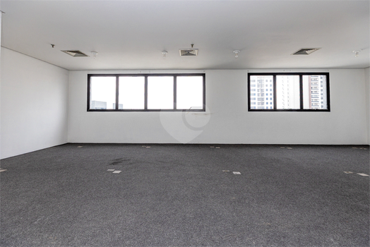 CONDOMÍNIO PARAÍSO WORKCENTER