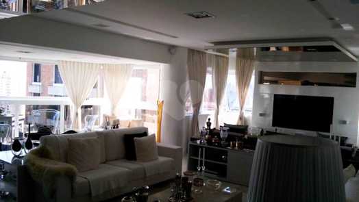 CRYSTAL PORT MORUMBI