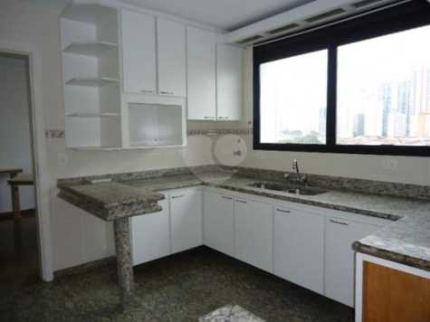 Condomínio Edifício Vittória Di Chiro