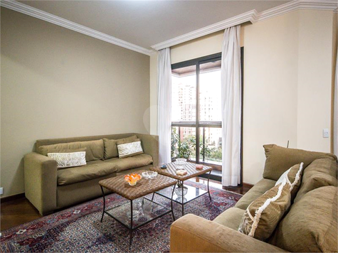 MANSÃO BILLIE HOLIDAY