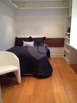 Gabrielle Campo Belo