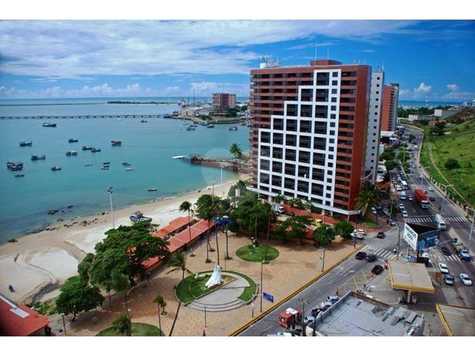 IATE PLAZA