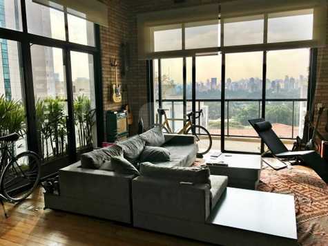 GRAND LOFT II