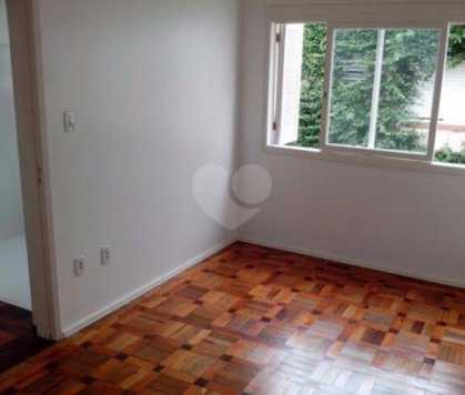 RUA CÍCERO AHRENDS,209