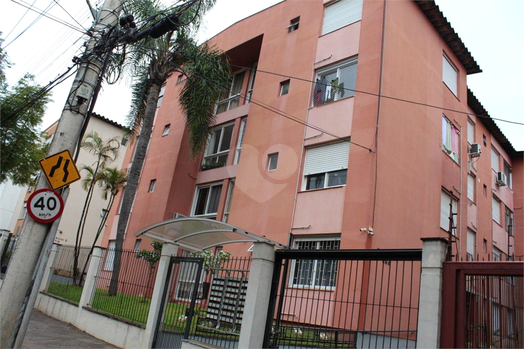 RUA ÂNGELO CRIVELLARO,695