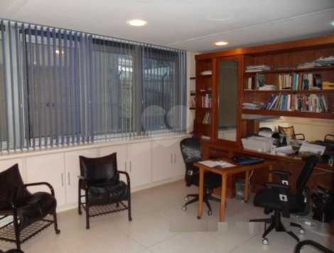 ED CENTRO PROFISSIONAL DONA LAURA