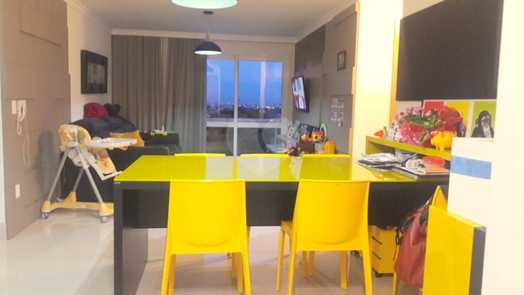 Edificio Cristal Residence