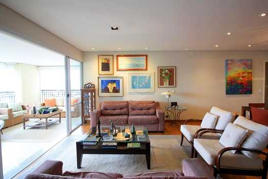 PANORAMIC ALTO DE PINHEIROS