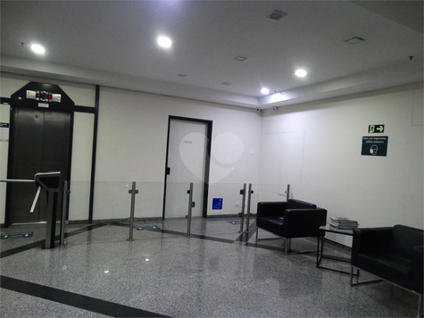 RUA JOAQUIM FLORIANO,243