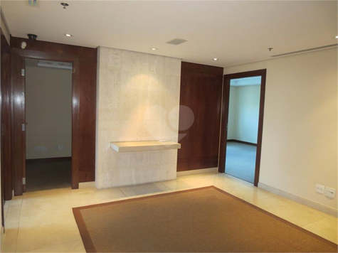 Centro Empresarial Pinheiros