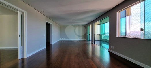 ALAMEDA DOS PINHEIROS