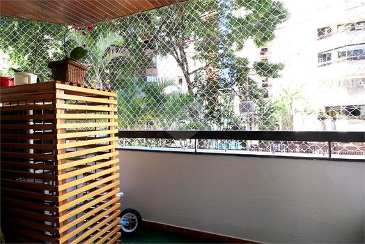 BOULEVARD ILLE DE LA CITE