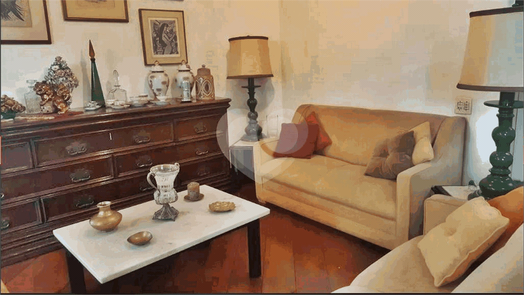 FOUR SEASONS BUILDING