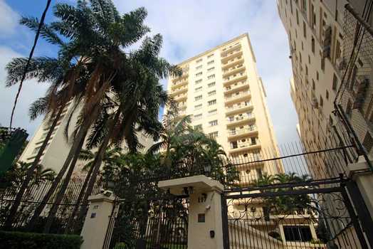 MANSÃO FREDERICO BASILLE