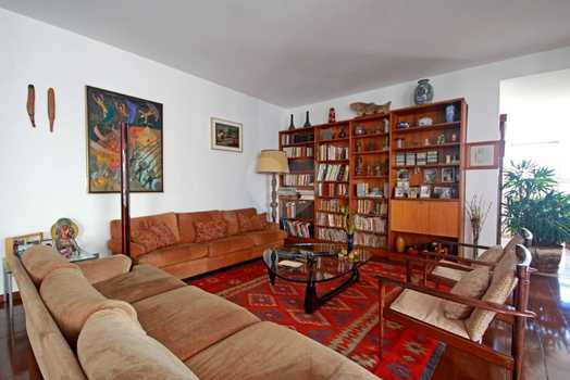 GONÇALVES DIAS