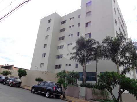CONDOMÍNIO VILA LOBOS