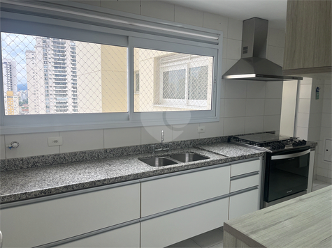 AVANCE VILA ROMANA