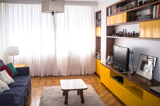 JARDIM DAS BANDEIRAS