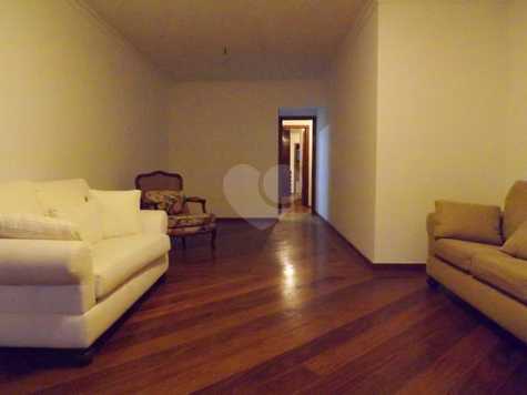 SAINT JAMES IGUATEMI