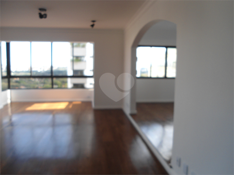 CONDOMINIO ISABEL DE CASTELA