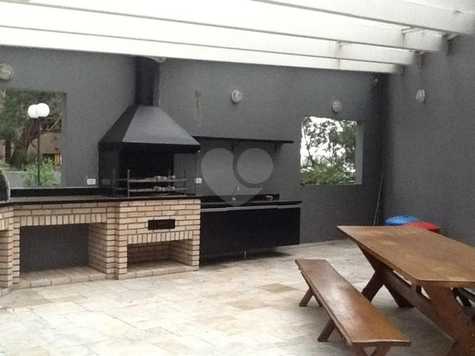URBAN LOFT