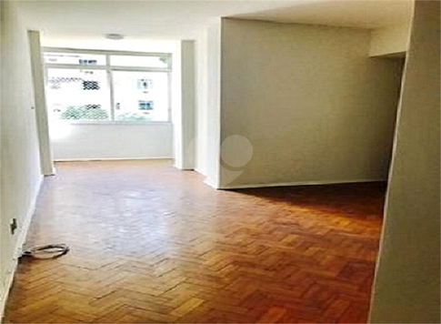 Condomínio Edifício Park Uruguai