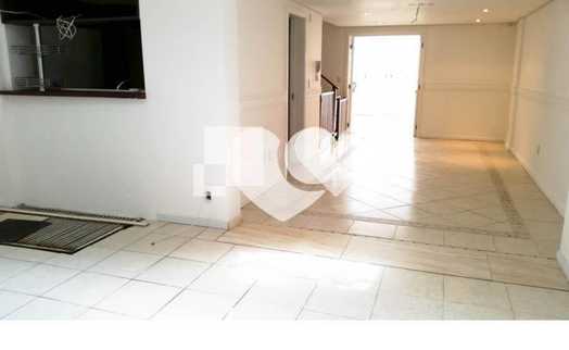 CONDOMÍNIO SAINT CLAIRE