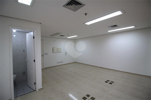 Edifício General Office Building