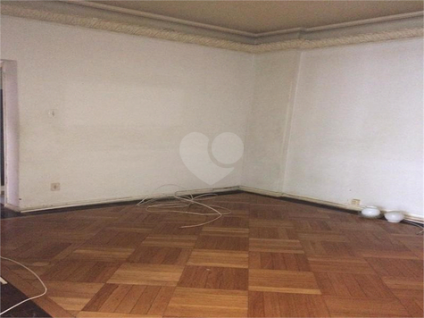 Edifício Haddock Lobo