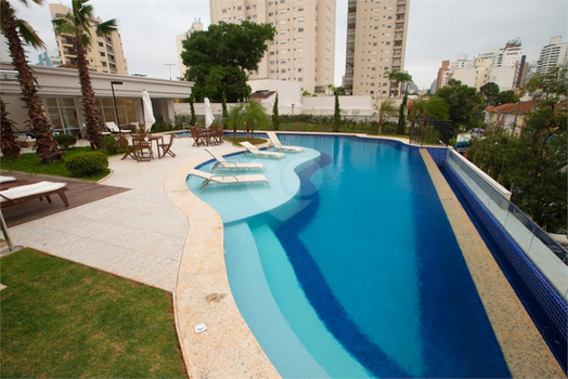 CRISTALL PARQUE DA ACLIMAÇÃO