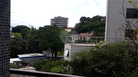 Condominio Praca dos Pinheiros