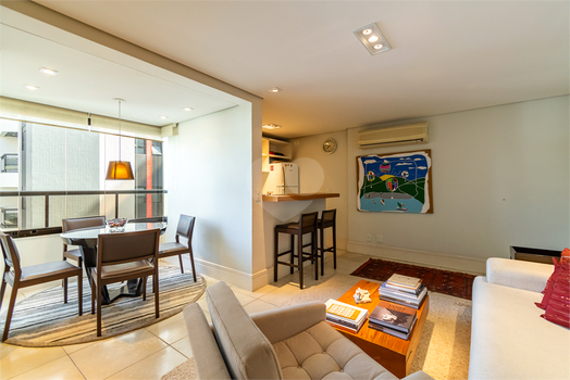 Vila Nova One