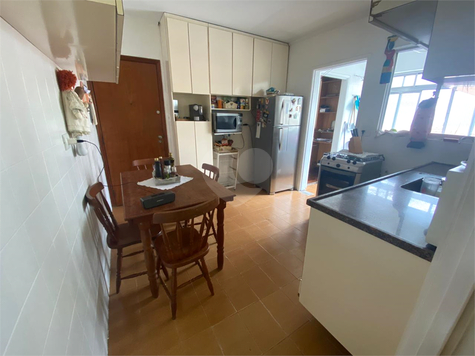 EDIFICIO AUGUSTO TOLLE