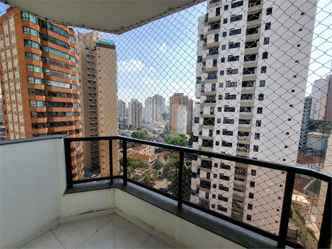 Condomínio Edifício Denis