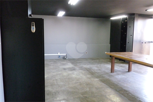 EDIFÍCIO ALZIRA DIAS