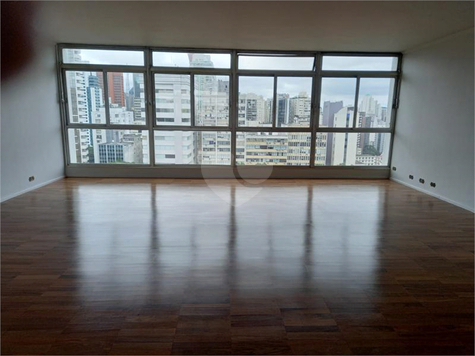 Edificio Thais