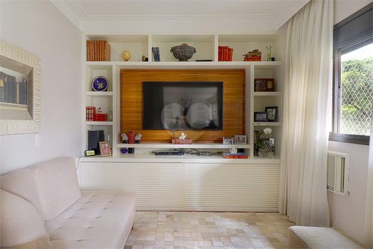 MANSÃO OSCAR PETERSON